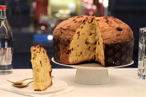 The 15 Best Panettone Picks to Try This Christmas 